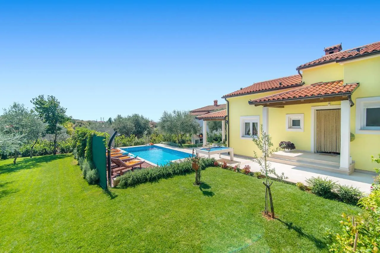 Villa Ladonja By Villa Plus Pula Croatia